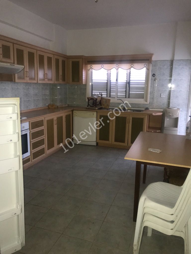 MAGUSA GÜLSERENDE 3+1 SATILIK DAİRE 