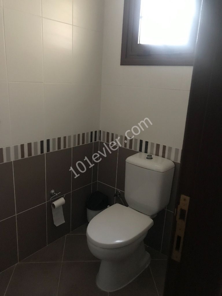 MAGUSA GÜLSERENDE 3+1 SATILIK DAİRE 