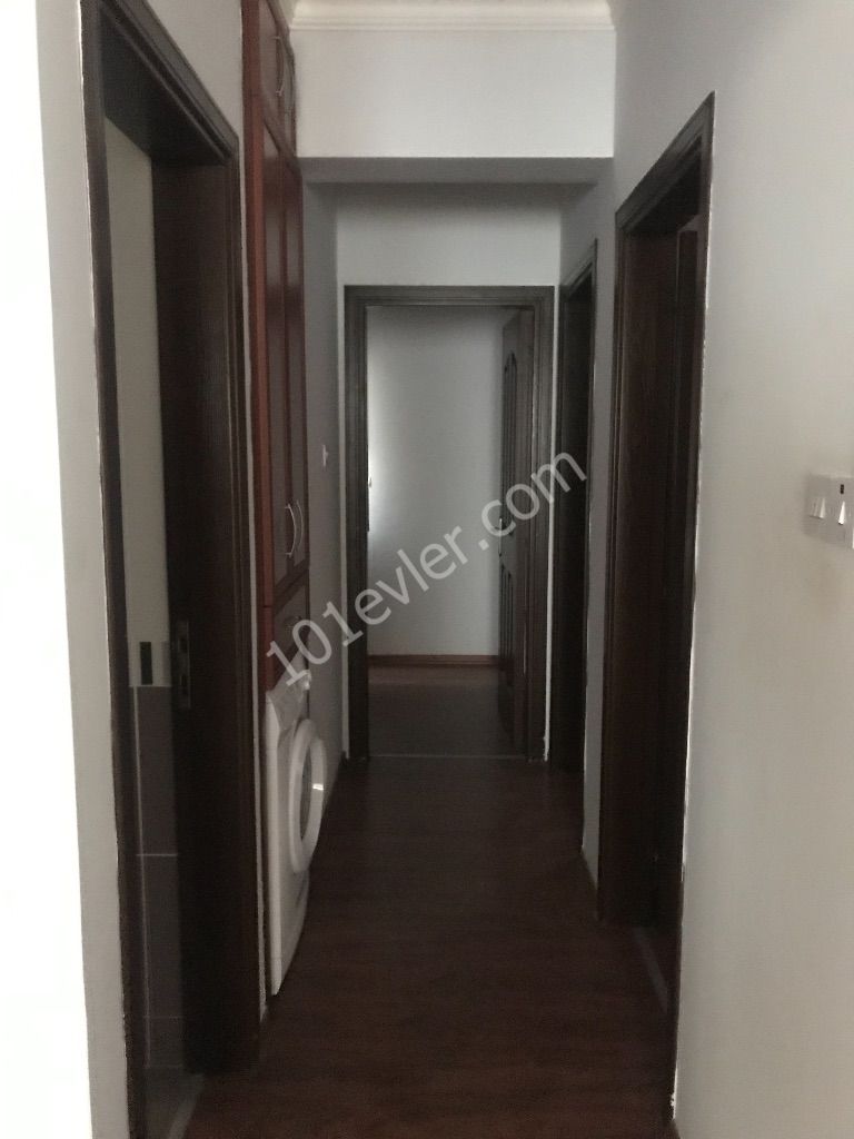 MAGUSA GÜLSERENDE 3+1 SATILIK DAİRE 