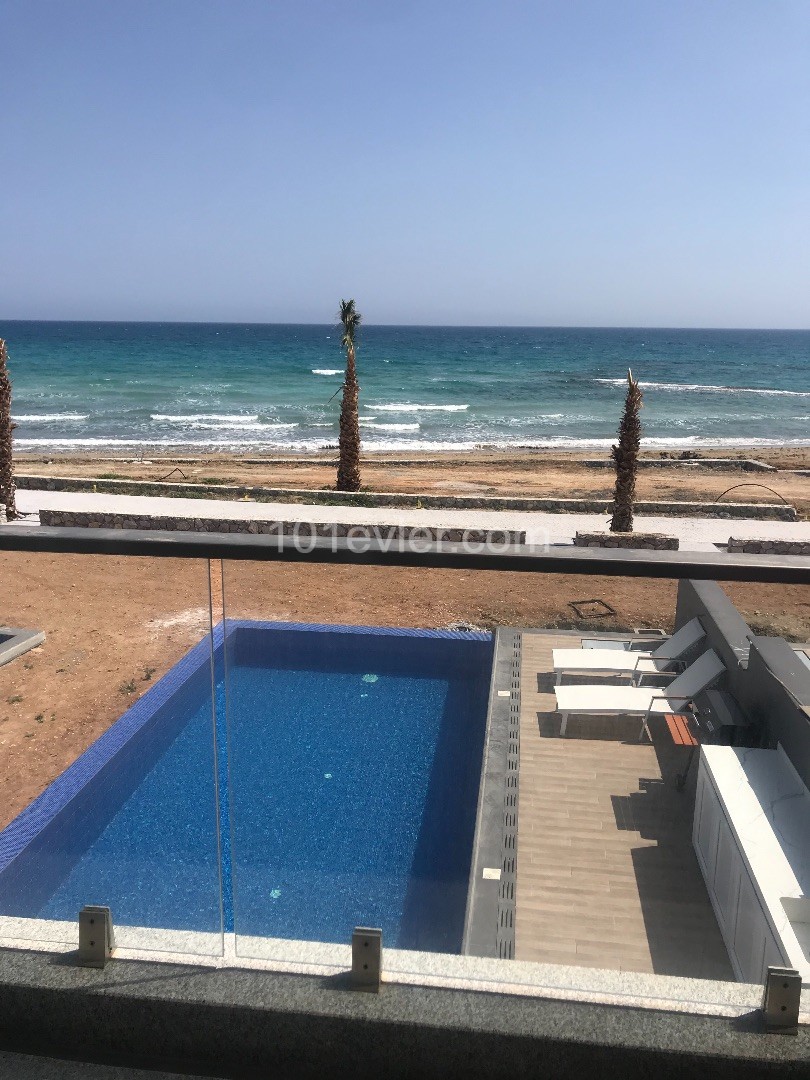 3+1 BEACHFRONT 3+1 VILLA FOR SALE WITH SEA view FROM THE SEA ** 