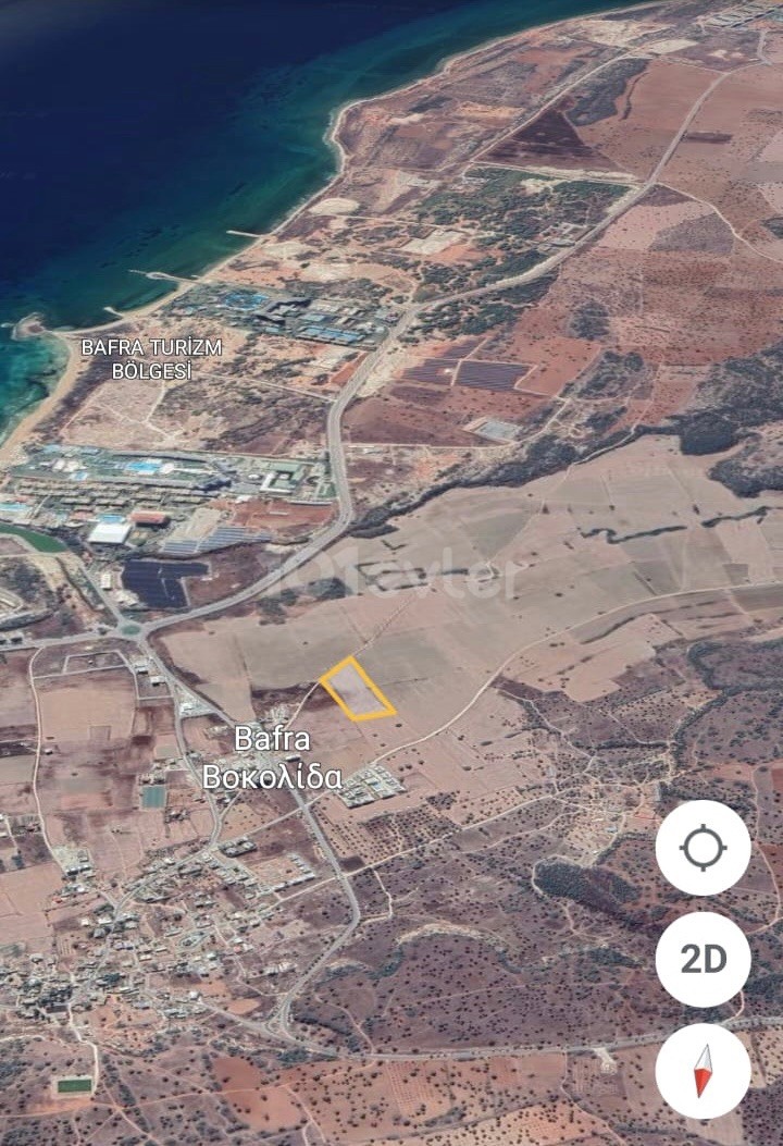 LAND FOR SALE 4.5 decares suitable for villa construction in bafra hotels region from the sea