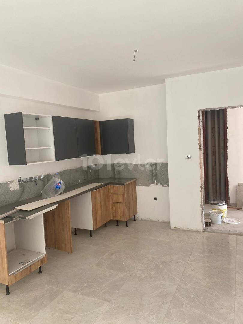 DENİZDEN MAGUSADA yeniboğaziçinde  2+1  SIFIR SATILIK DAİRE 