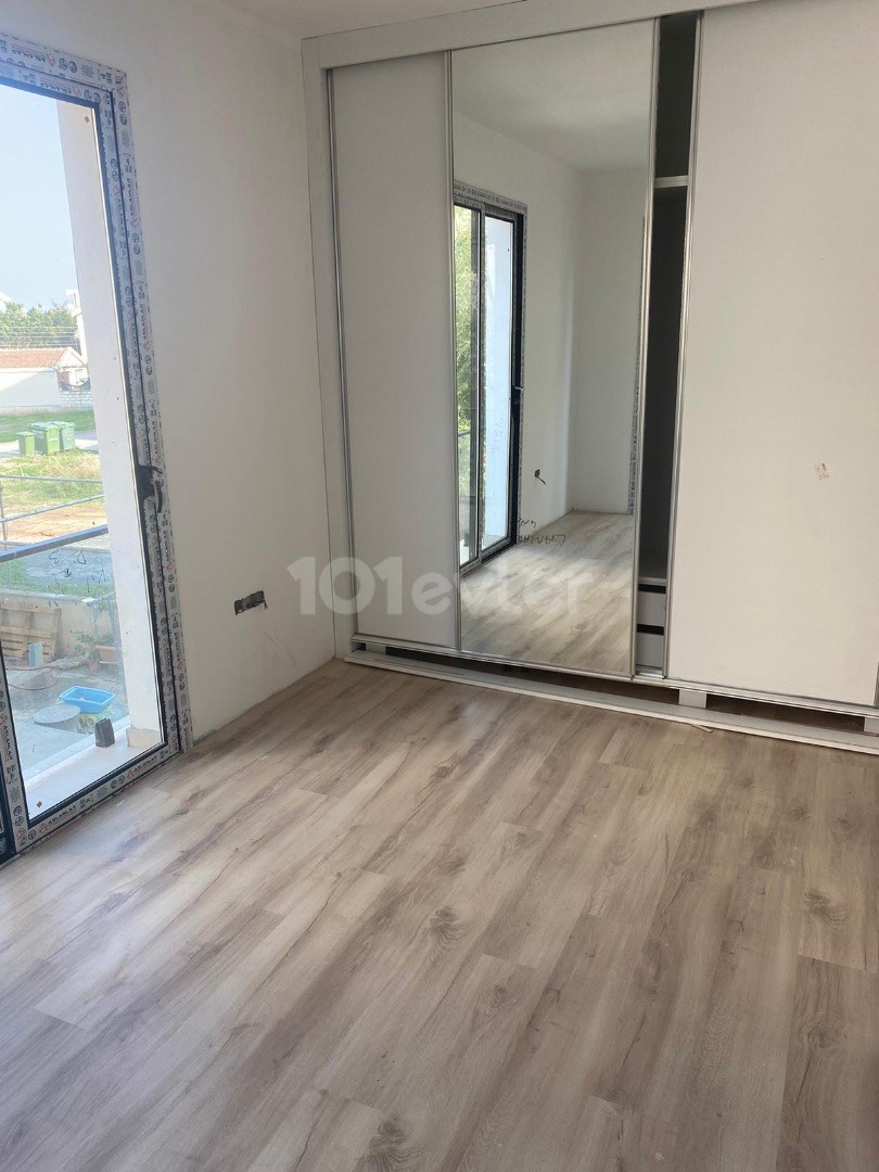 DENİZDEN MAGUSADA yeniboğaziçinde  2+1  SIFIR SATILIK DAİRE 