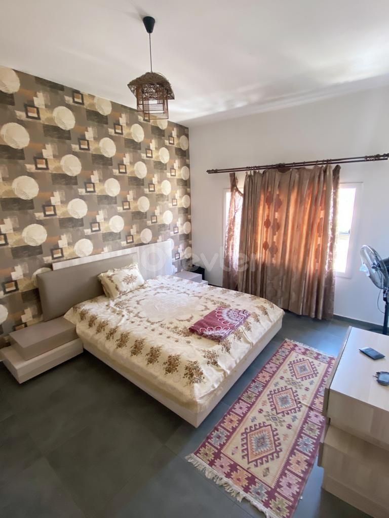 MAGOSA AYLUGA IS MAGNIFICENT 4+2 2. FLOOR 2 SEPARATE HOUSE IS FULLY FURNISHED AND HAS A TURKISH COB EMERGENCY SALE FOR ABOUT 5 CARS AND A CLOSED GARAGE AND THE CONDITION OF THE GOODS IS VERY GOOD IN THE CITY, THIS OPPORTUNITY WILL NOT BE MISSED.. ** 