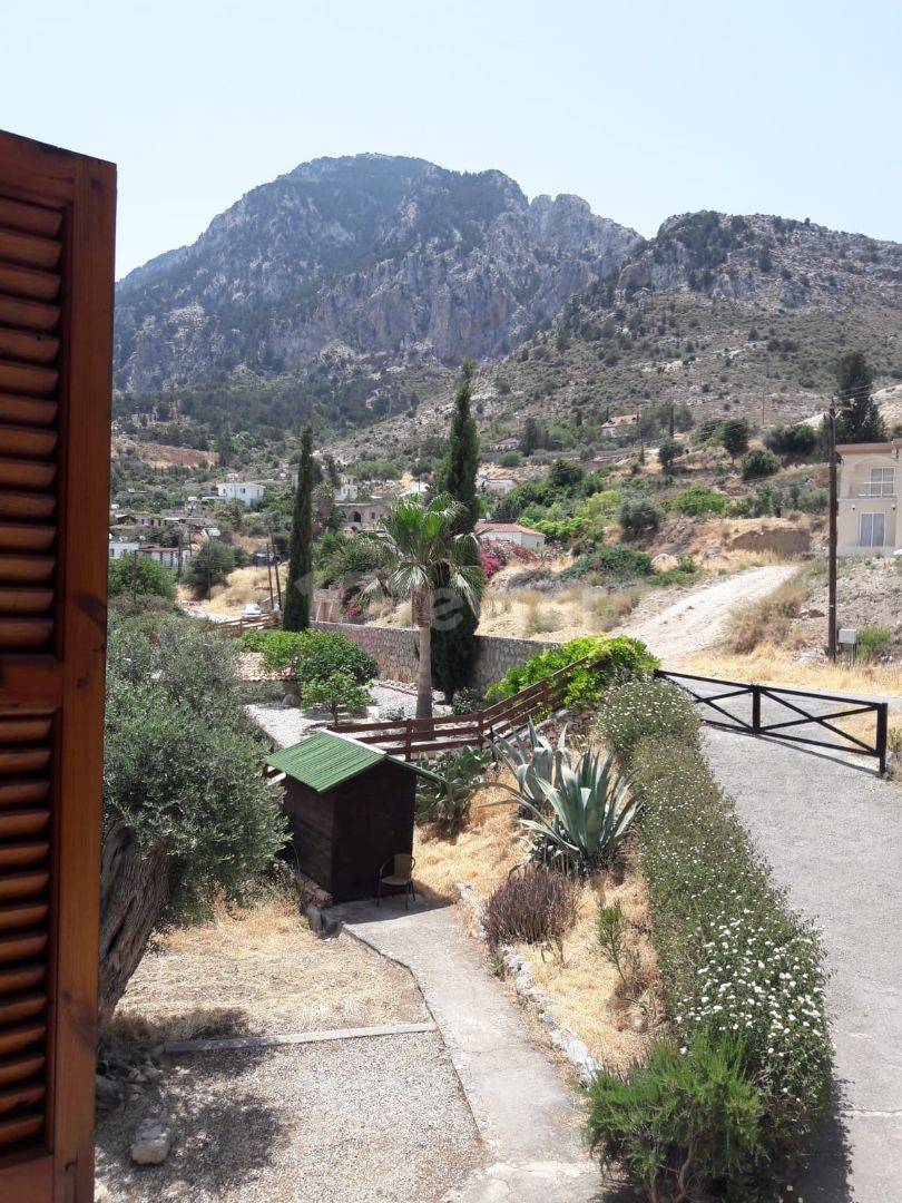 Villa For Sale in Çatalköy, Kyrenia