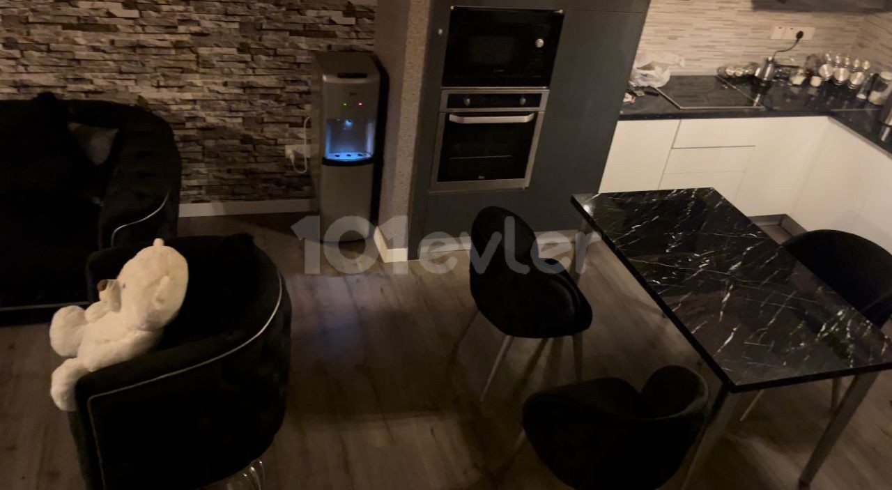 3+1 FURNISHED NEW APARTMENT FOR SALE IN A COMPLEX IN LEFKOŞA MİNARELİKÖY