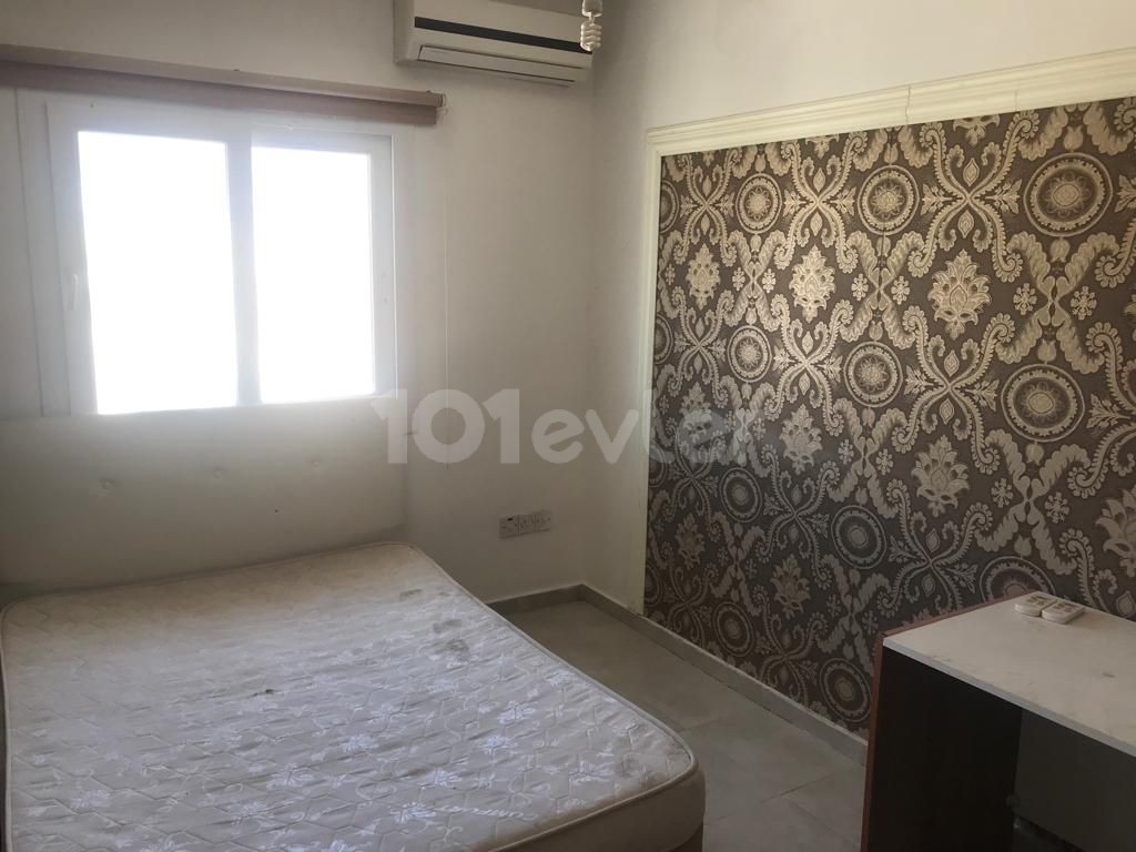 HALF FURNISHED EQUIVALENT 2+1 APARTMENT FOR SALE IN MAGOSA CENTER 