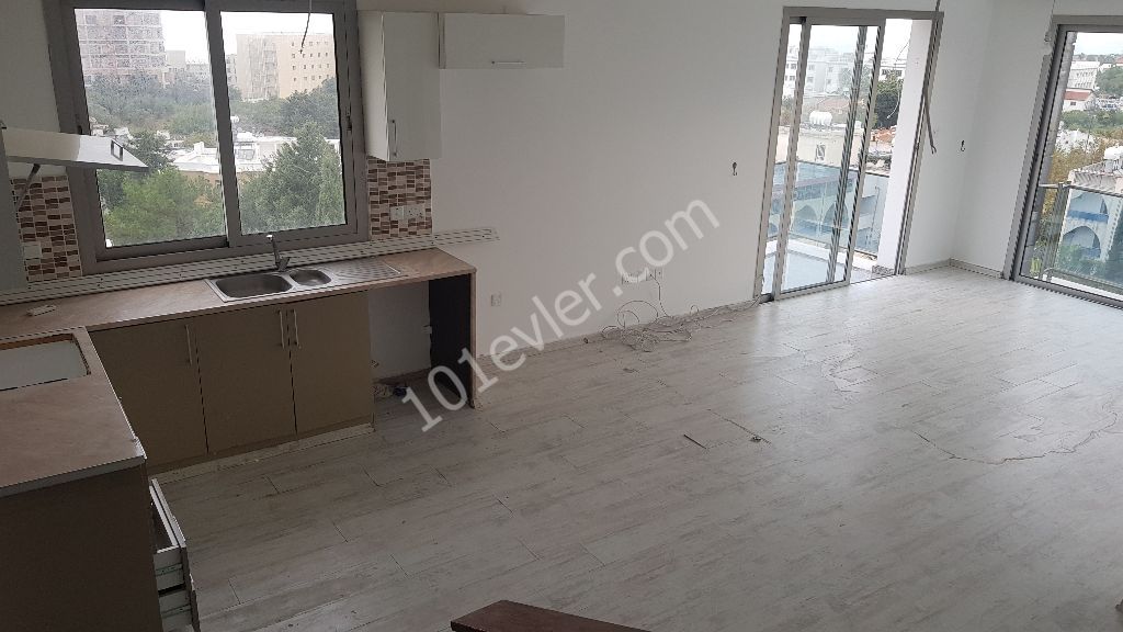 Deniz manzaralı dublex daire 3 yatak odalı eşyasız klimalı kiralık 0533 871 14 90