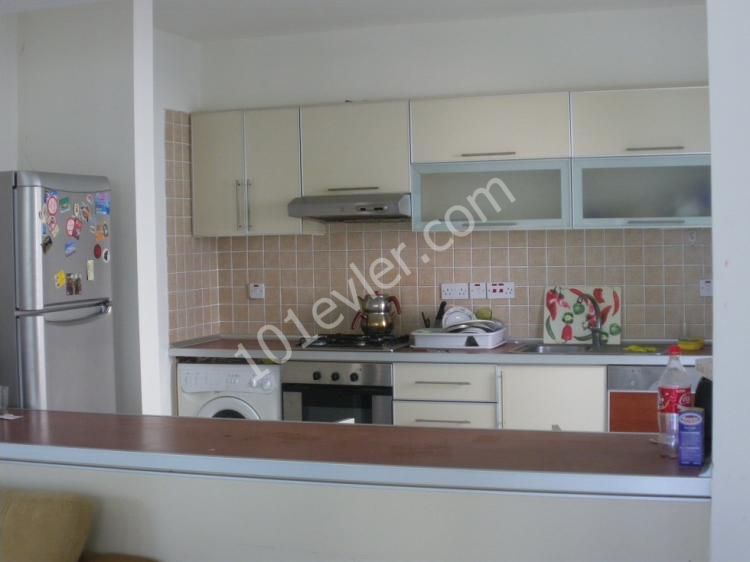 3 BEDROOMS FLAT FOR RENT