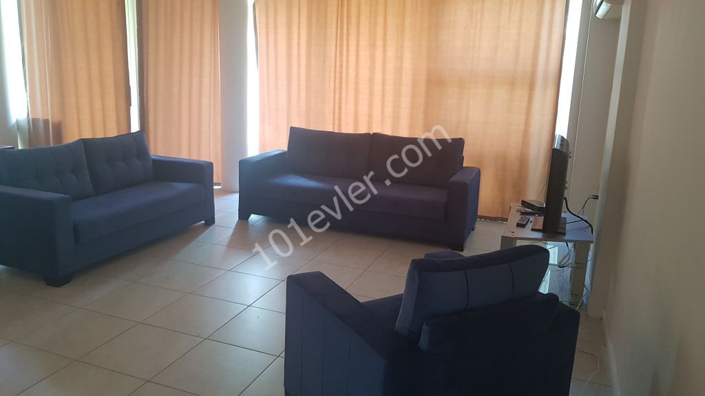 3 BEDROOMS FLAT FOR RENT