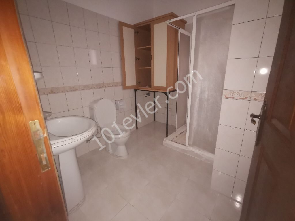 Flat To Rent in Girne Merkez, Kyrenia