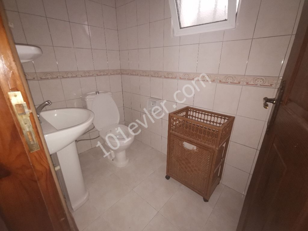 Flat To Rent in Girne Merkez, Kyrenia