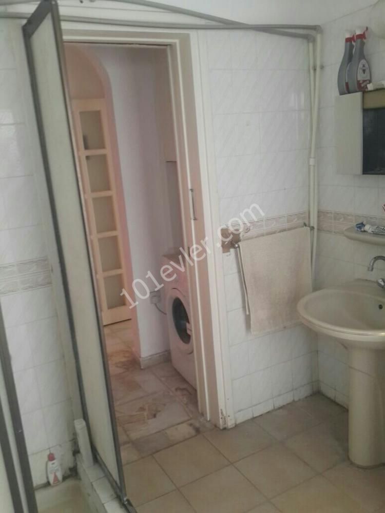 Flat To Rent in Girne Merkez, Kyrenia