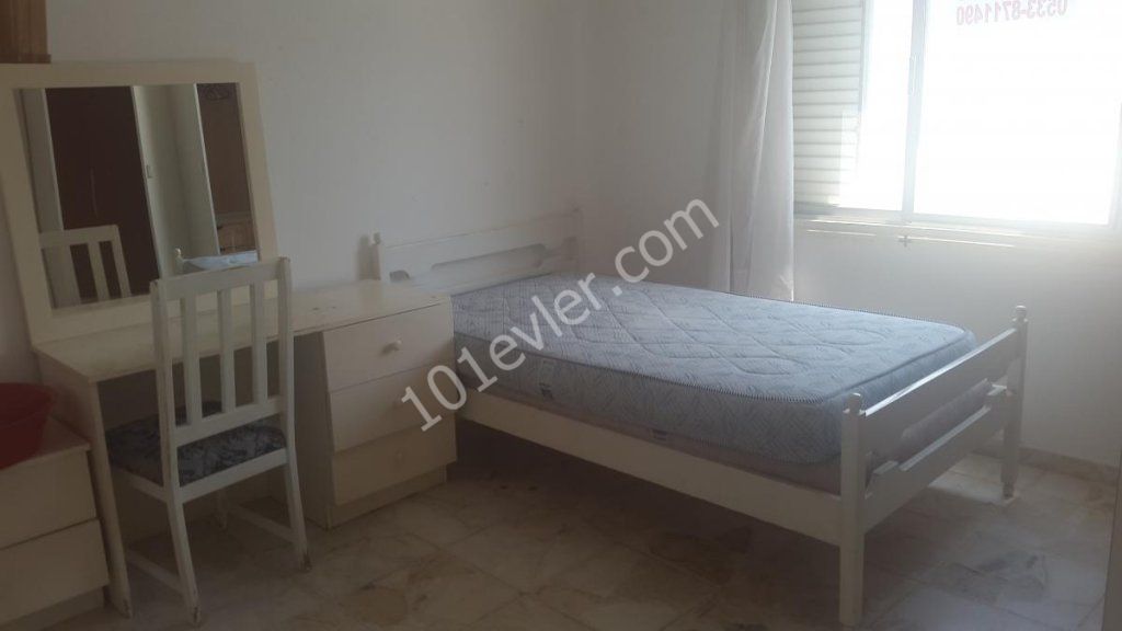 Flat To Rent in Girne Merkez, Kyrenia