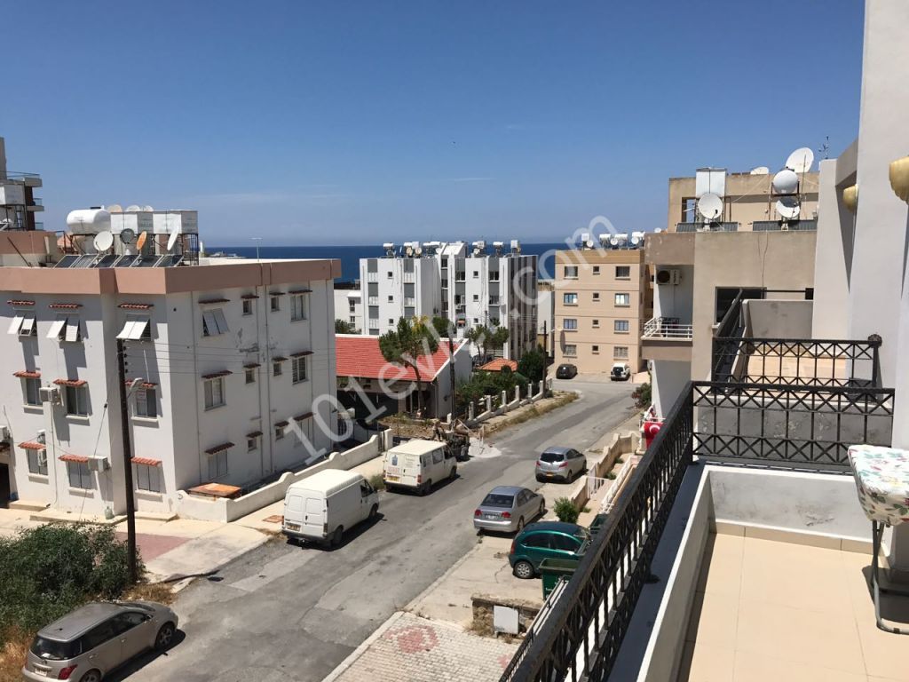 Penthouse To Rent in Girne Merkez, Kyrenia