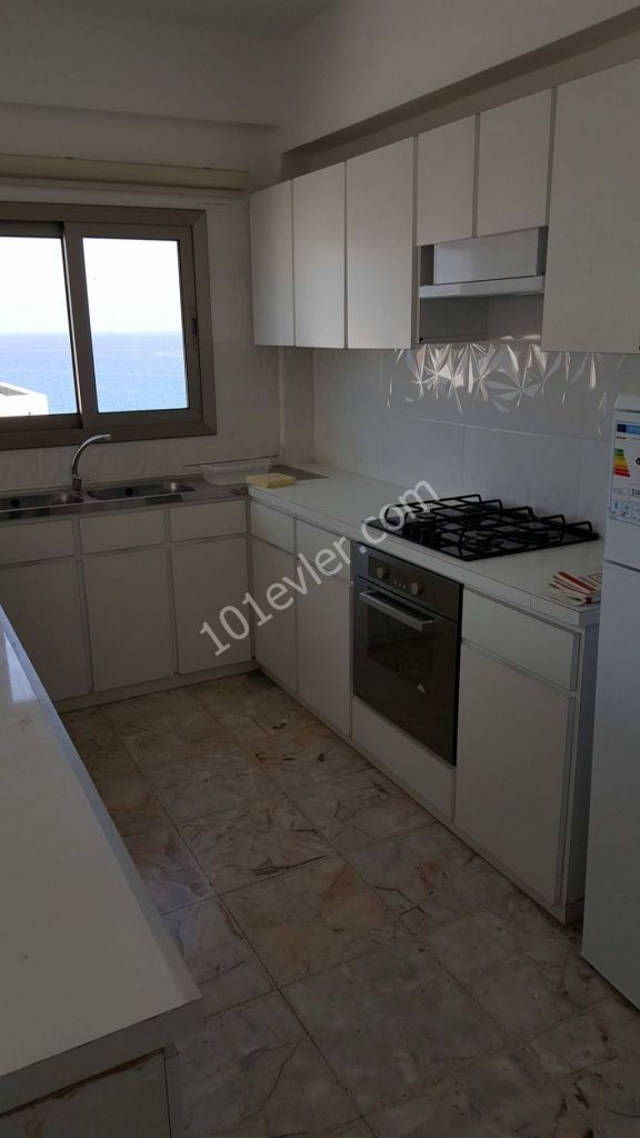 Flat To Rent in Girne Merkez, Kyrenia