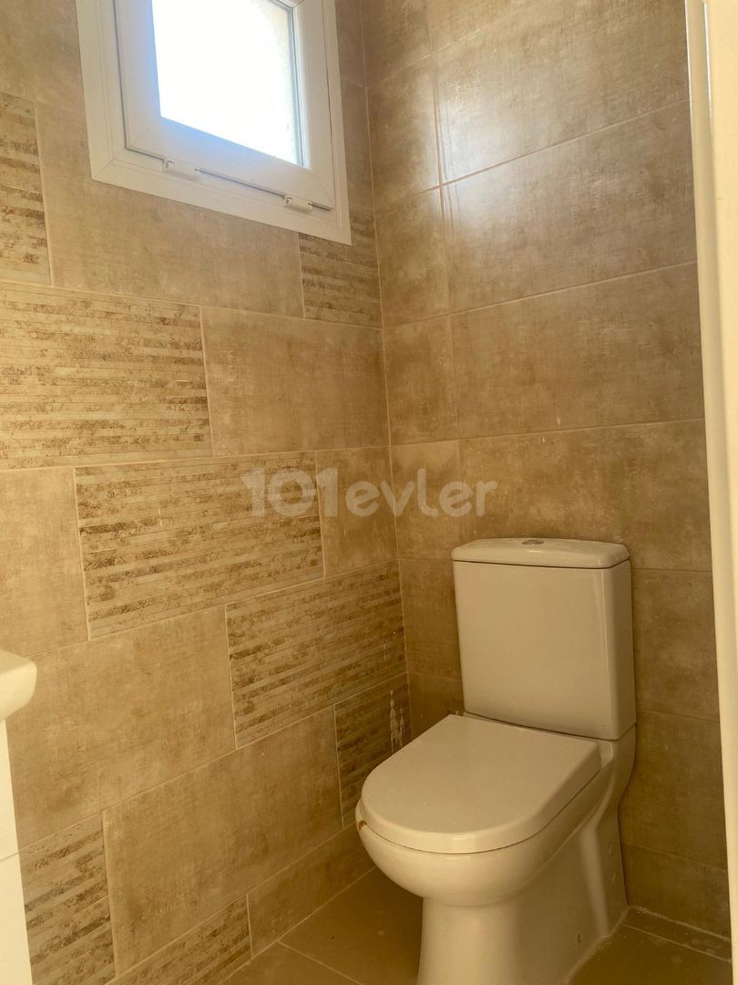 3+1 (Türkische KOKANLI ) (189 m2) PENTHOUSE zum Verkauf in Famagusta YENIBOGAZICI **  ** 