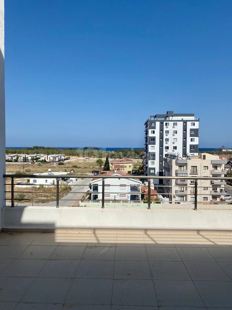 3+1 (Türkische KOKANLI ) (189 m2) PENTHOUSE zum Verkauf in Famagusta YENIBOGAZICI **  ** 