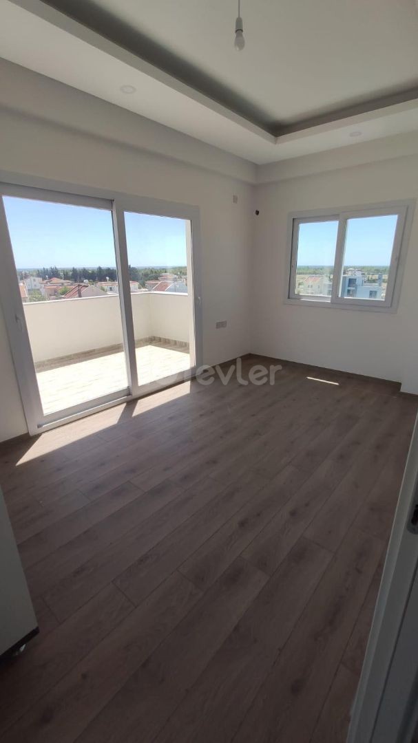 İSKELE'de 3+1 SIFIR PENTHOUSE