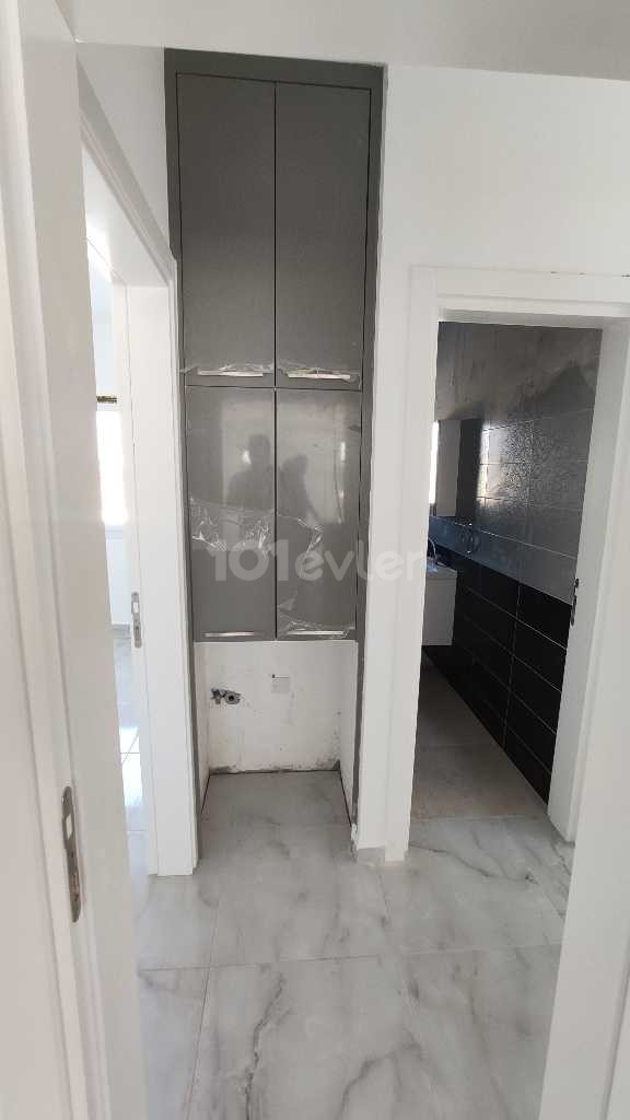 TUZLA'da SATILIK 3+1 DAİRE 