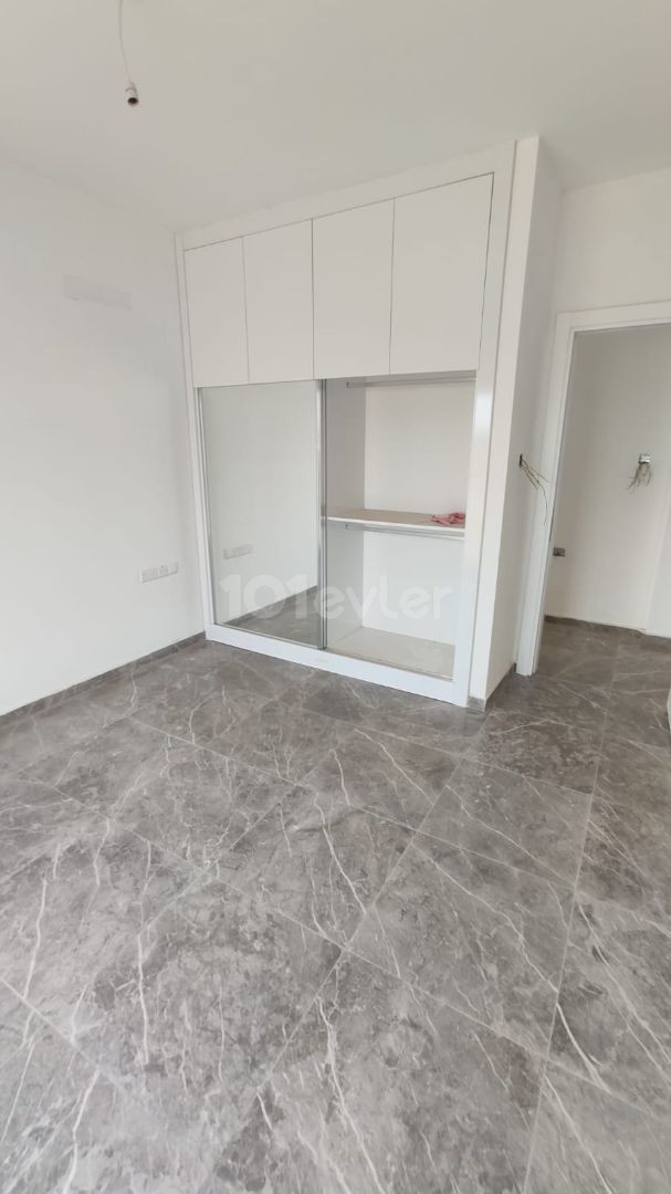 YENİBOĞAZİÇİ'inde SATILIK SIFIR 90m2 2+1 DAİRELER