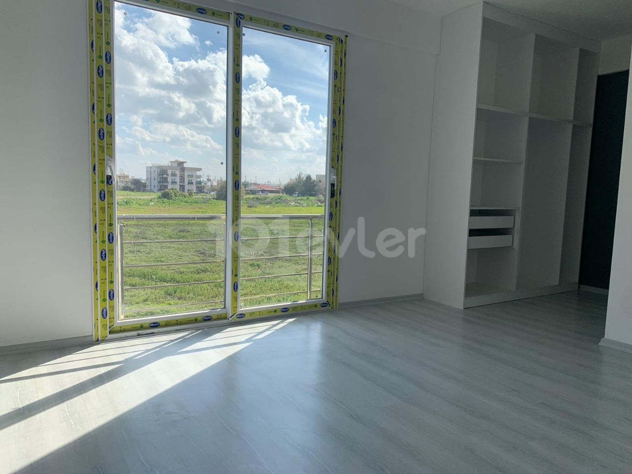 GAZİMAGUSA SATILIK SIFIR ZEMİN KAT DAİRE