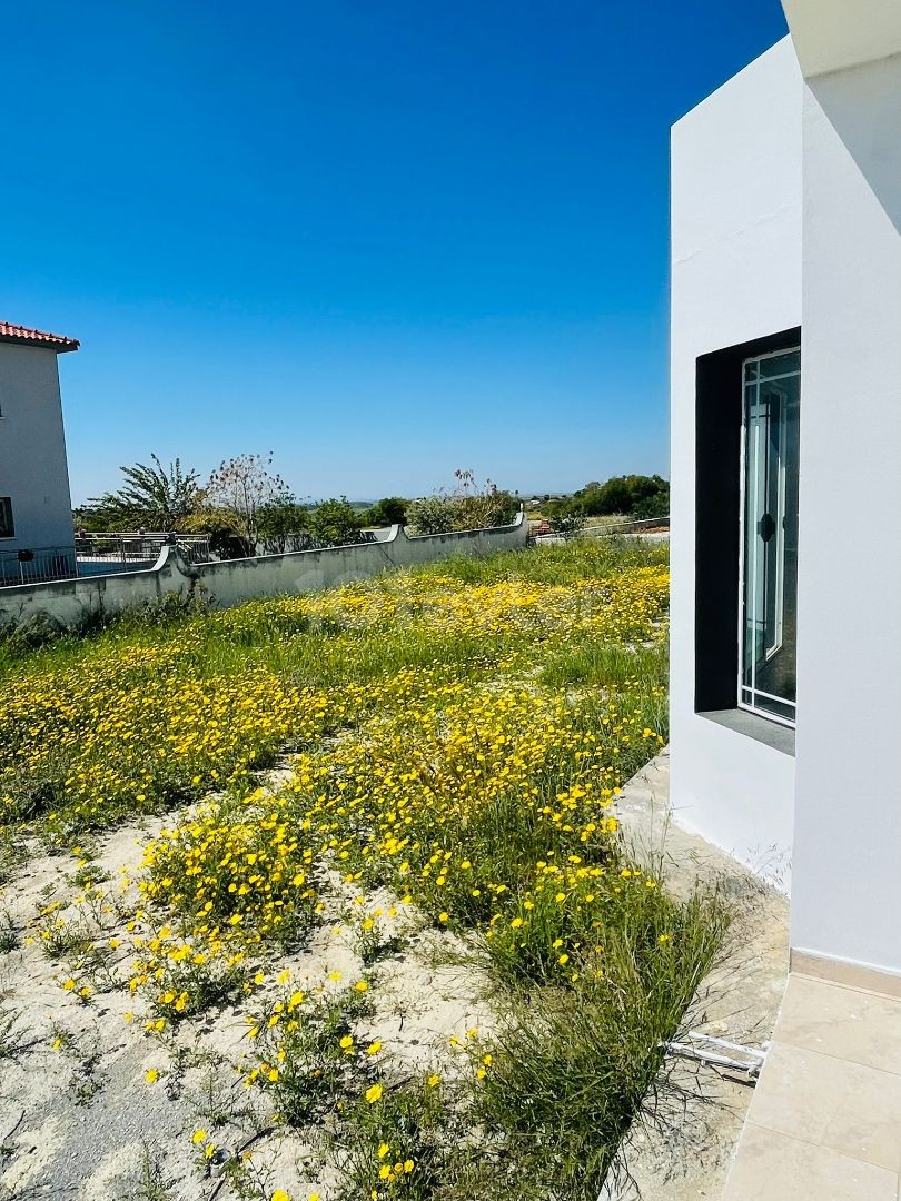 ISKELE TOPÇUKOY 3+1 FREISTEHENDES HAUS MIT MEERBLICK