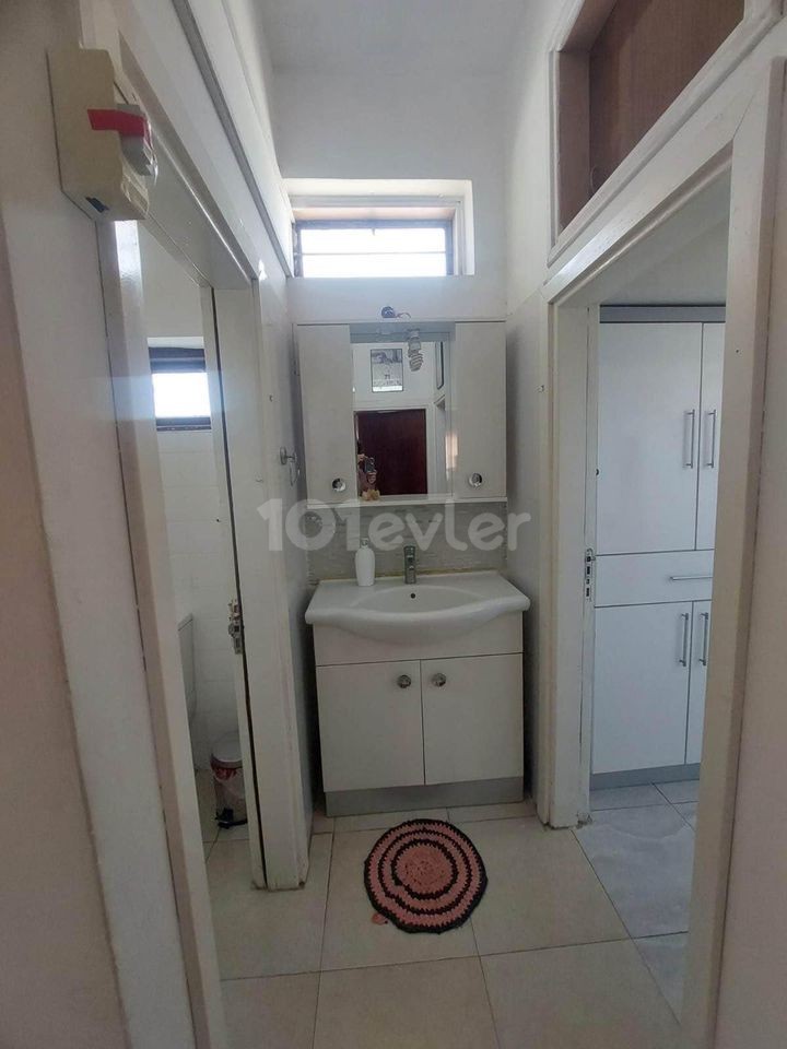 MAĞUSA LARNAKA YOLUNDA SATILIK 3+1 DAİRE