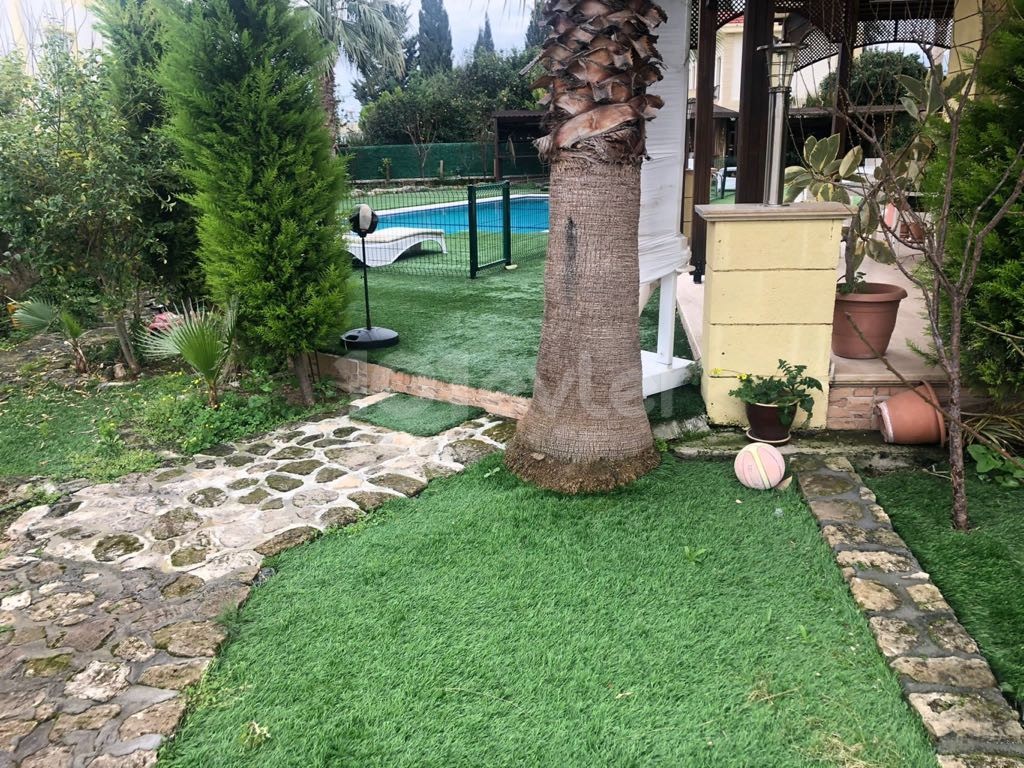 VILLA ZUM VERKAUF IN YESILTEPE/ALSANCAK