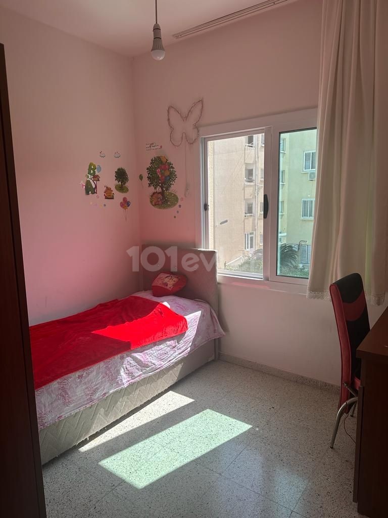 girne merkezde satılık 3+1 daire