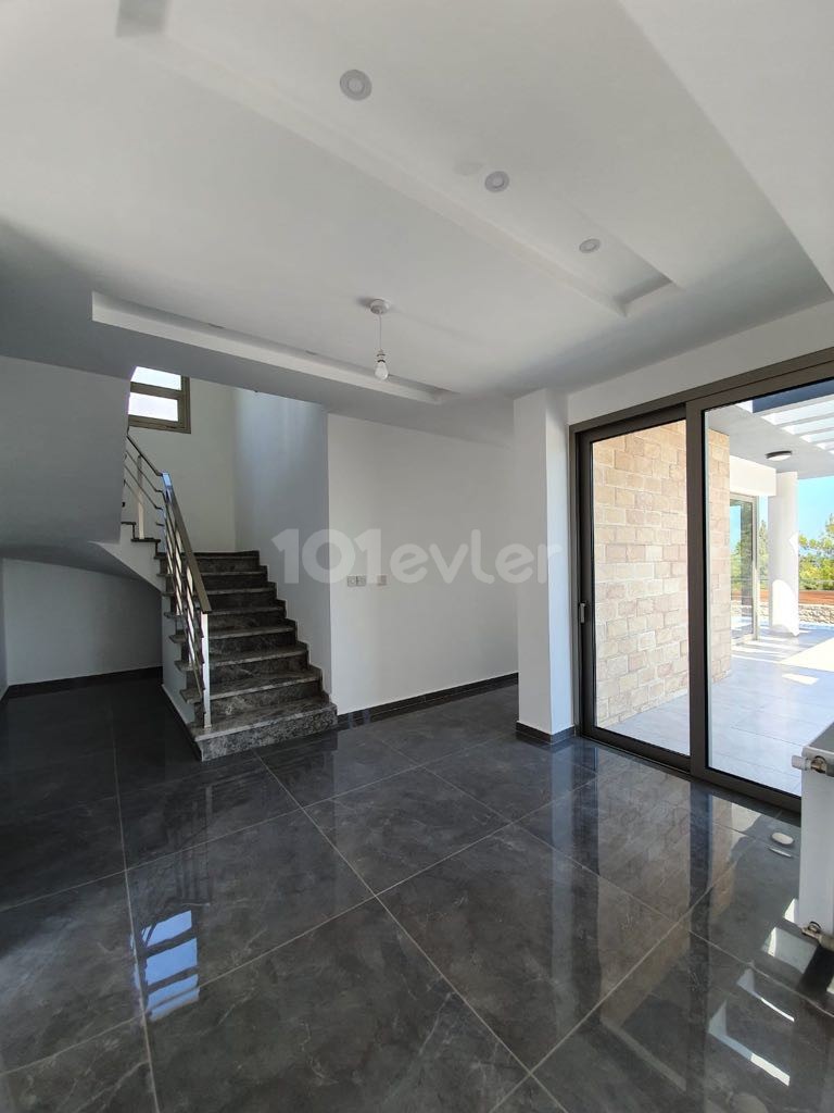 3+1 villa for sale in çatalköy