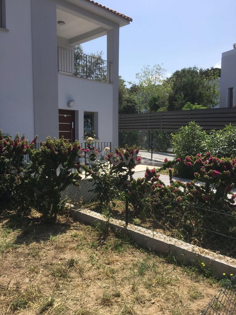 Girne’nin  Ödüllü Sitesi Milos Park|ŞOK  FİYAT!!! |1+1 Satılık Daire | Özel Bahçe | 