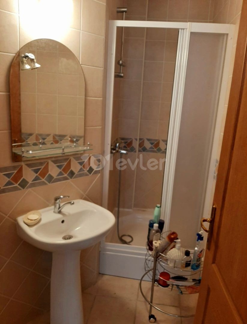 Flat For Sale in Girne Merkez, Kyrenia