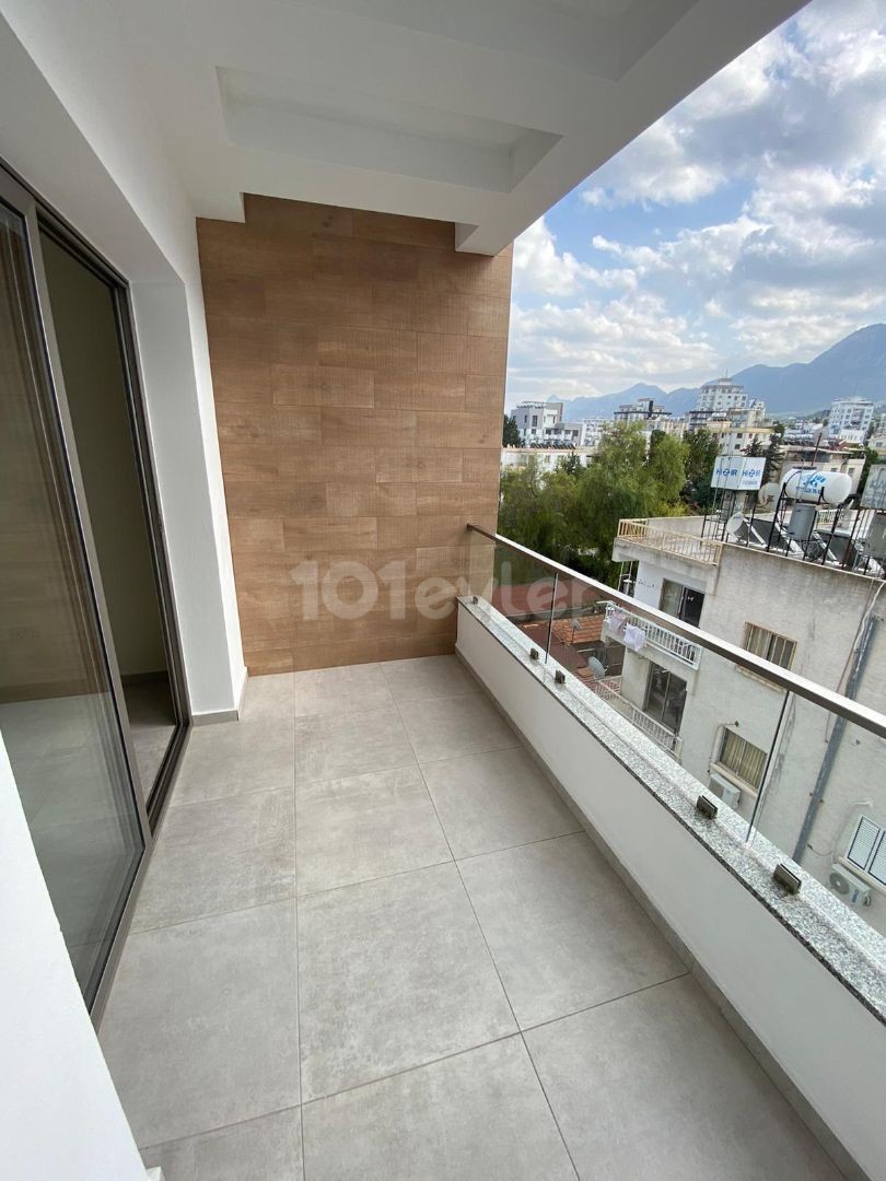 in Girne Merkez | Within Walking Distance To All Amenities | 2+1 Flat with Balcony ** 