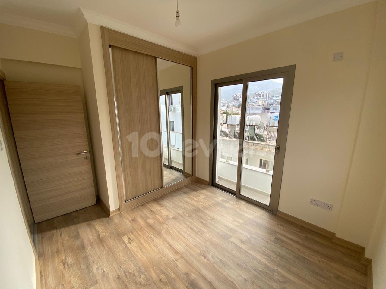 in Girne Merkez | Within Walking Distance To All Amenities | 2+1 Flat with Balcony ** 