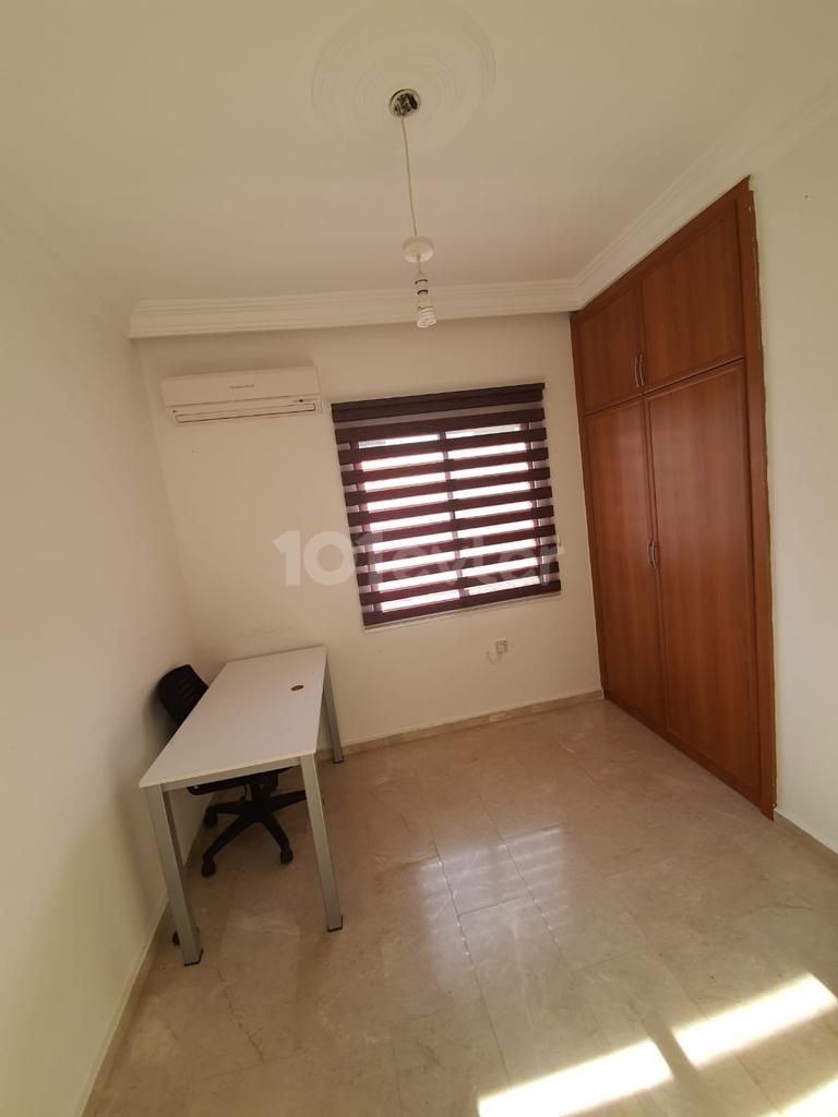 Semi Detached To Rent in Karaoğlanoğlu, Kyrenia