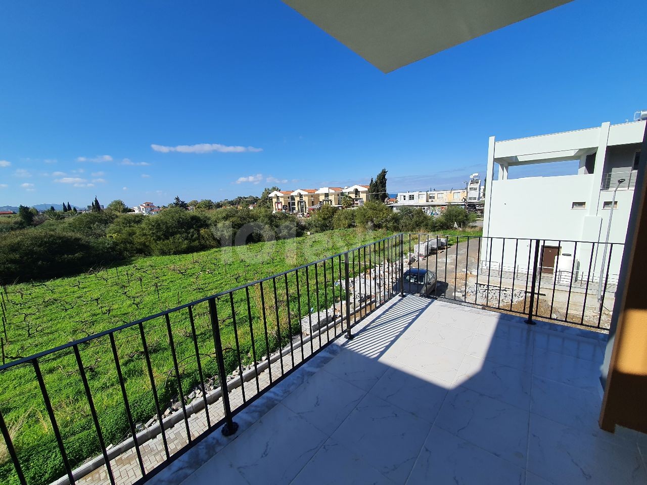 Kyrenia Alsancak / Berg Meerblick / günstige Preise / 1km vom Meer / Mit Dachterrasse ** 