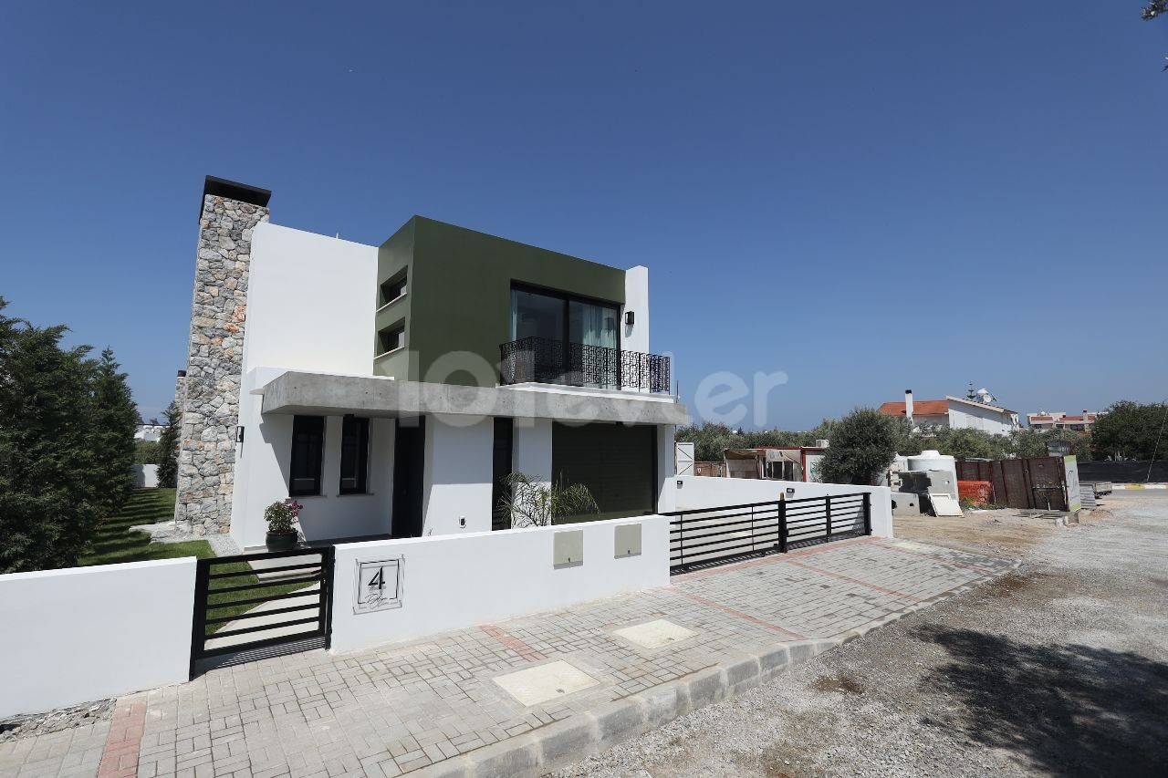 Girne Zeytinlik'de | Turk Kocanli | Lux Villa| %50 Pesinat ile Bankasiz Kefilsiz Şirkete Ödemeli!