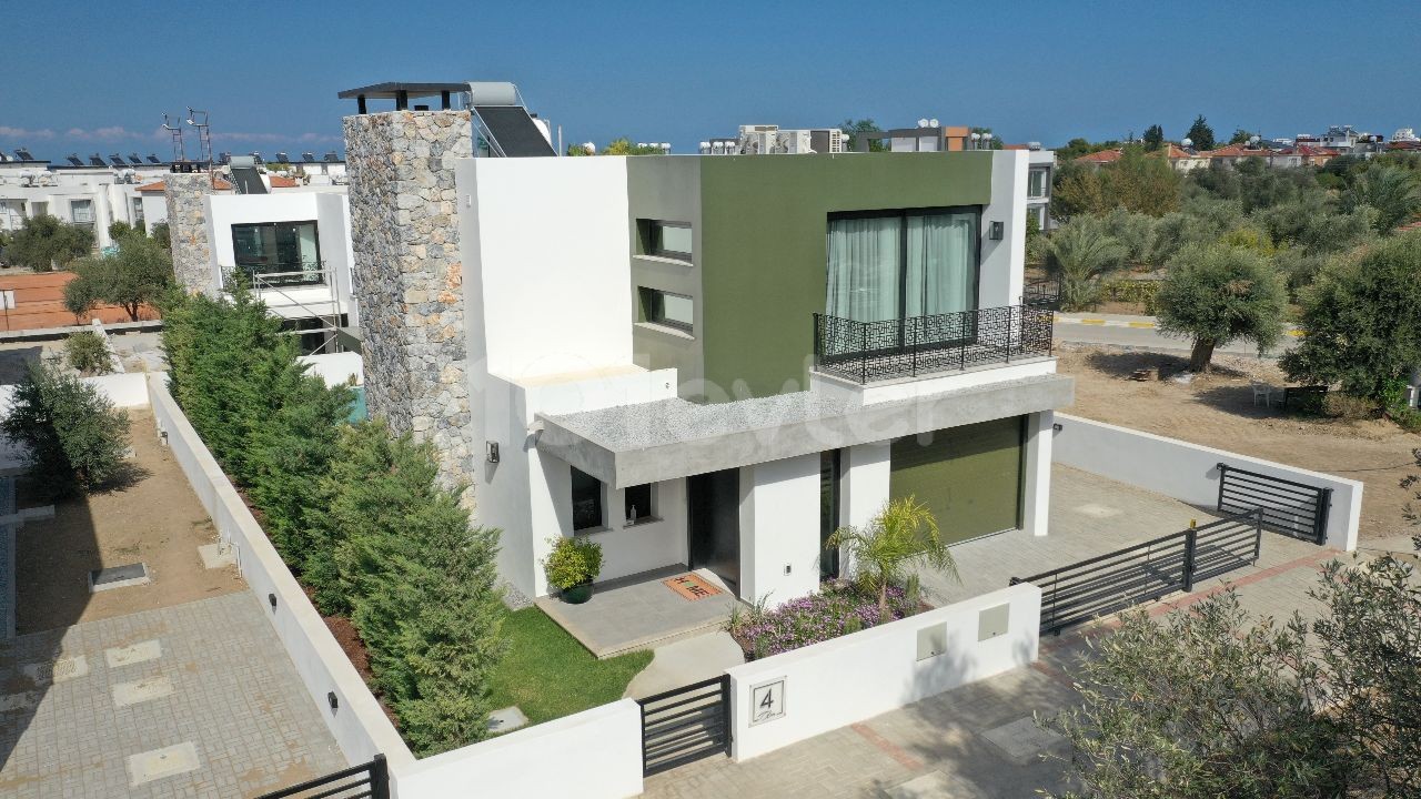 Girne Zeytinlik'de | Turk Kocanli | Lux Villa| %50 Pesinat ile Bankasiz Kefilsiz Şirkete Ödemeli!