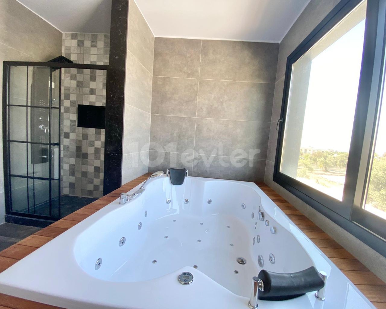 Girne Edremit | Ultra Lux | Full Esyali | Havuzlu Villa