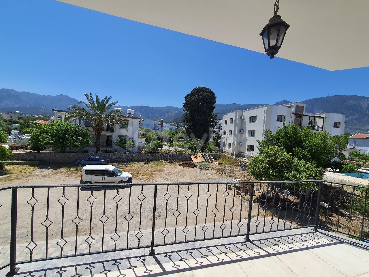 Kyrenia, Alsancak / geräumiges Wohnzimmer, Geräumige Küche| großer Balkon / Angebot Preis / 3 + 1 neue Wohnung ** 