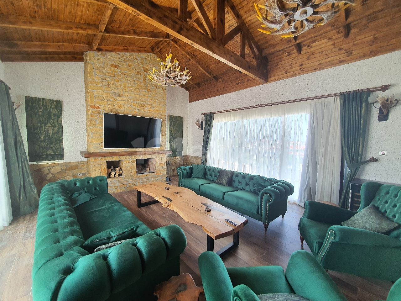 Ultra Lux Villa with Full New Furniture | Pool | in Kyrenia Karsiyaka ** 