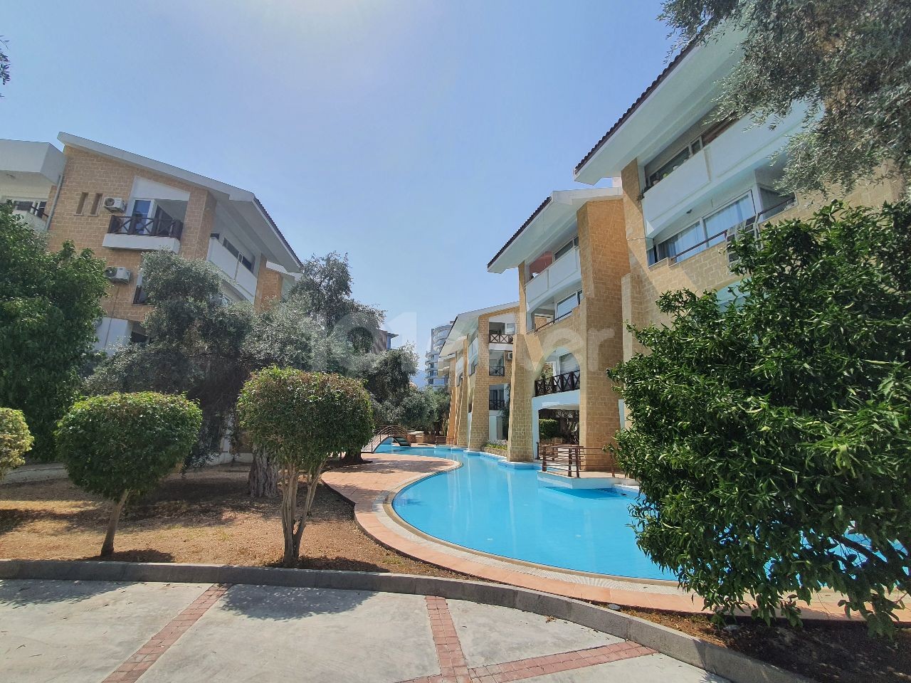 Kyrenia Central de; Türkische Kokanli, Full Esyali, Apartment mit Poolblick ** 