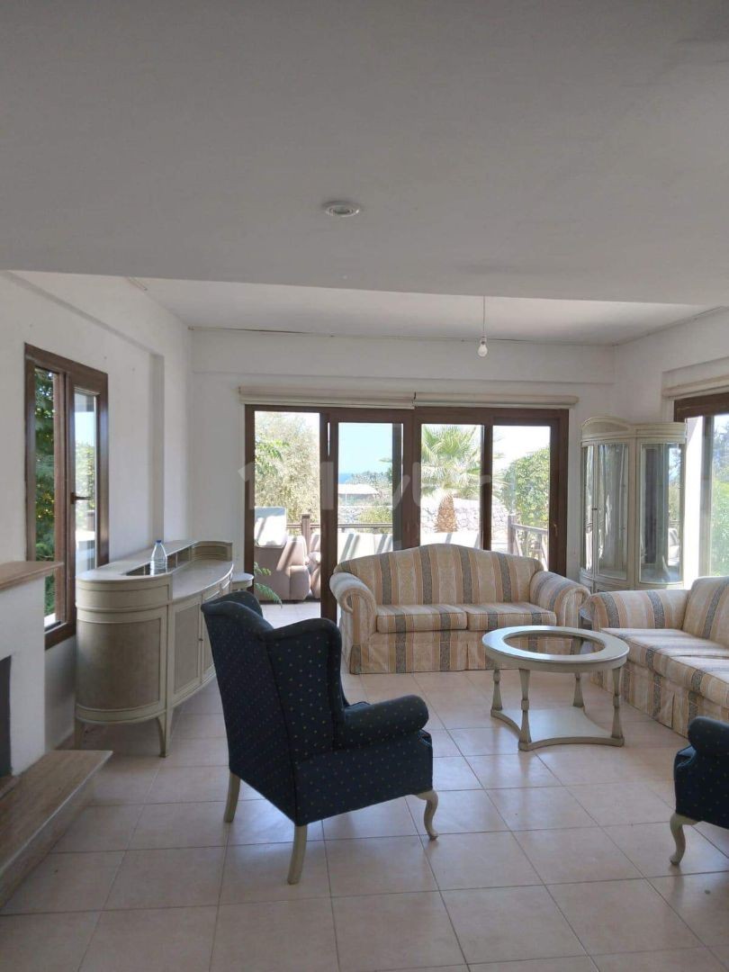 Kyren Alsancak; Sea View Villa on Site with Shared Pool ** 