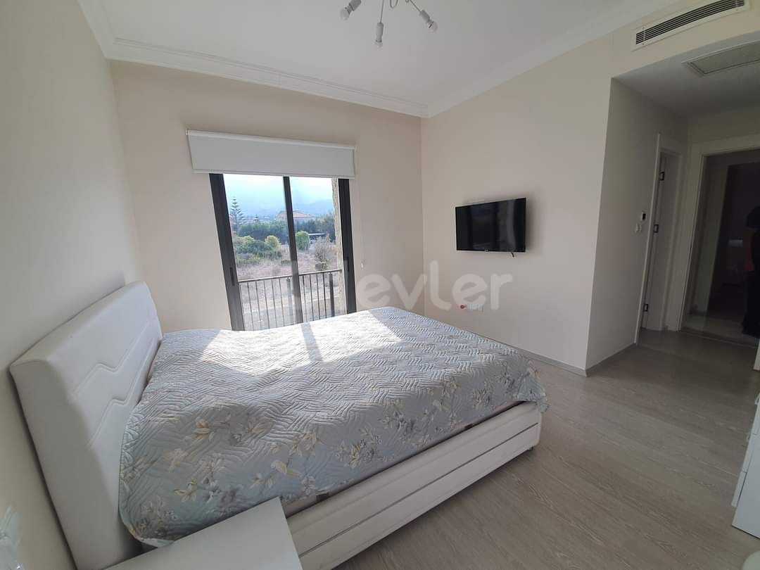 Flat For Sale in Zeytinlik, Kyrenia