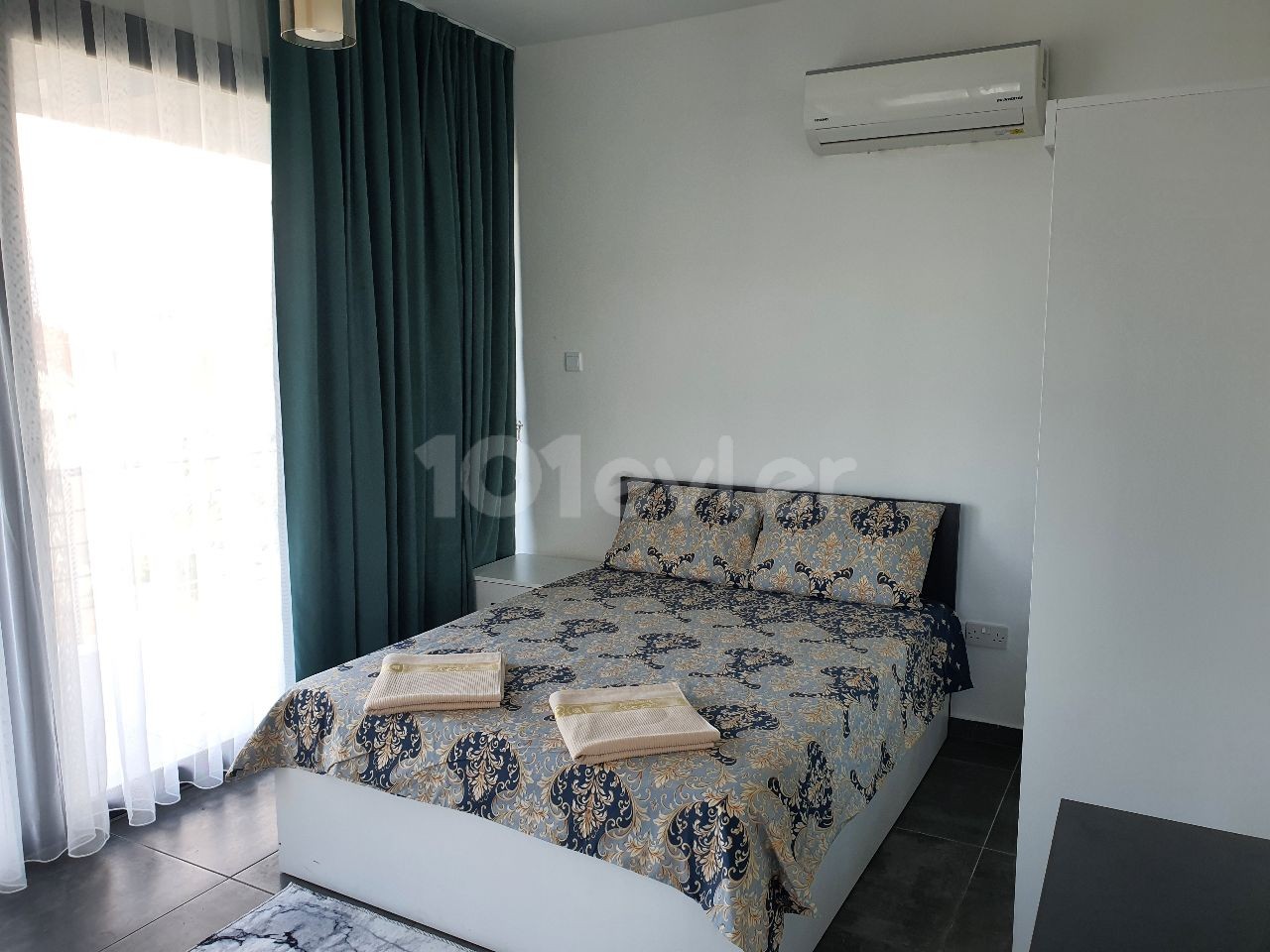 Girne Karaoğlanoğlu; Gau Civari, Full Esyali,  Balkonlu Villa