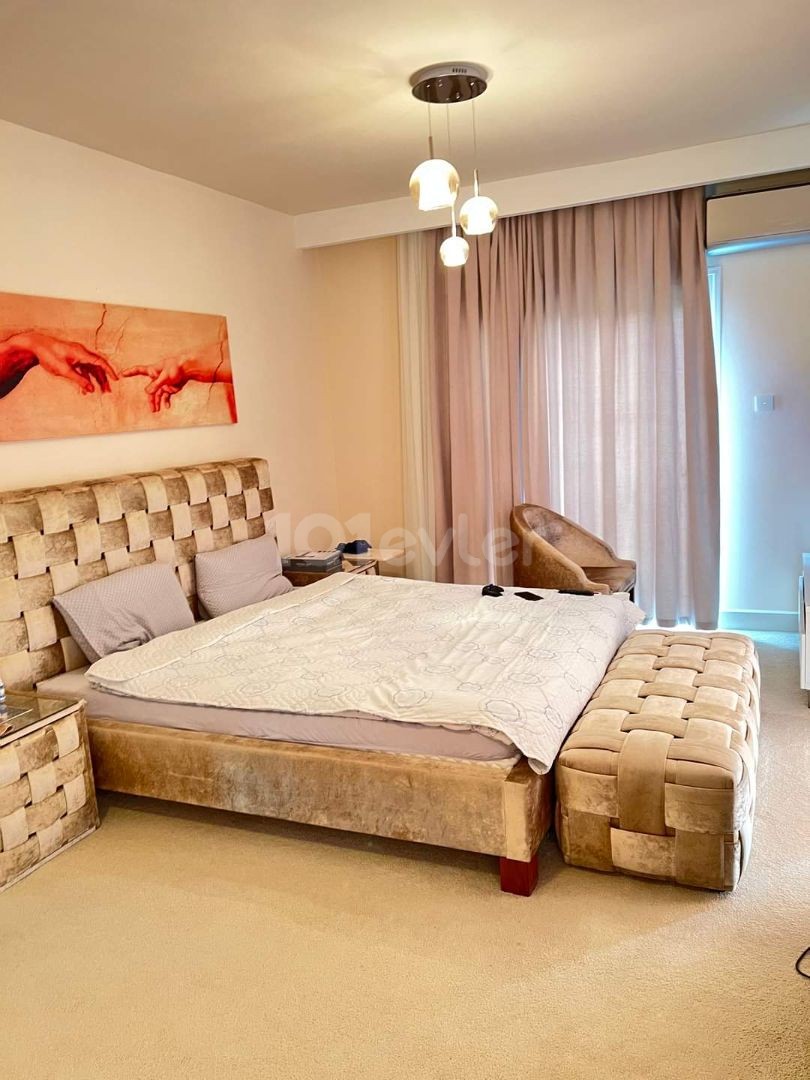 Girne Alsancak; FULL ESYALI,  4+1 Lux Villa