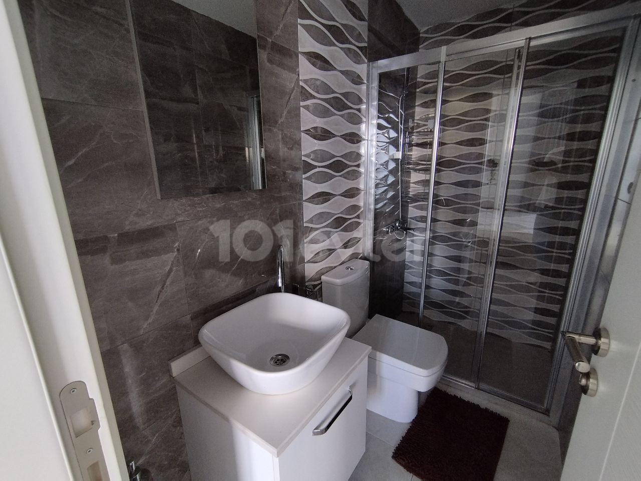 Girne Merkez Kiralık Lüks 2+1 Daire