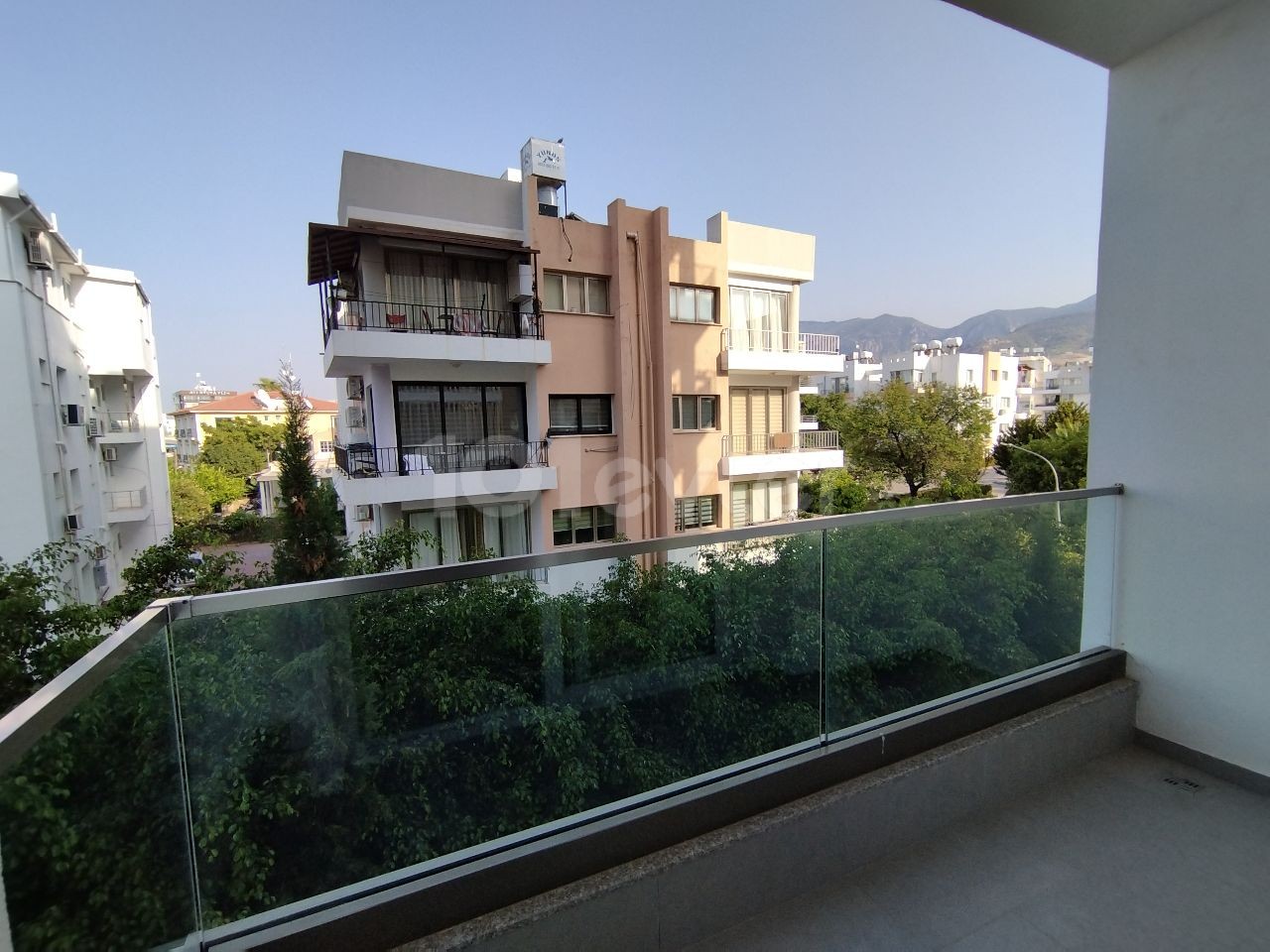 Kyrenia Central Luxury 2 + 1 Apartment for Rent ** 