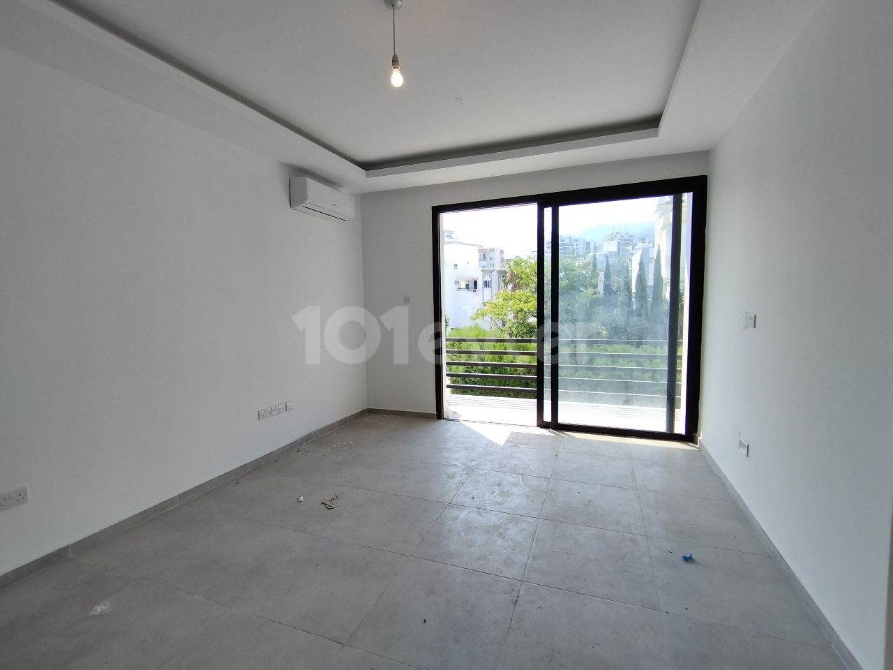 Kyrenia Central 2 + 1 Apartment for Sale ** 
